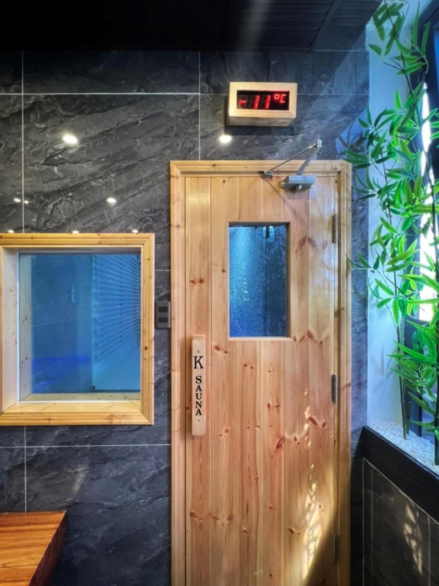 K Hotel Sauna And Massage Da Nang Exterior photo